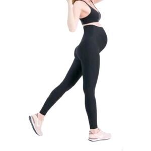 The Glowe Black Full Length Maternity Leggings Size M Made In USA